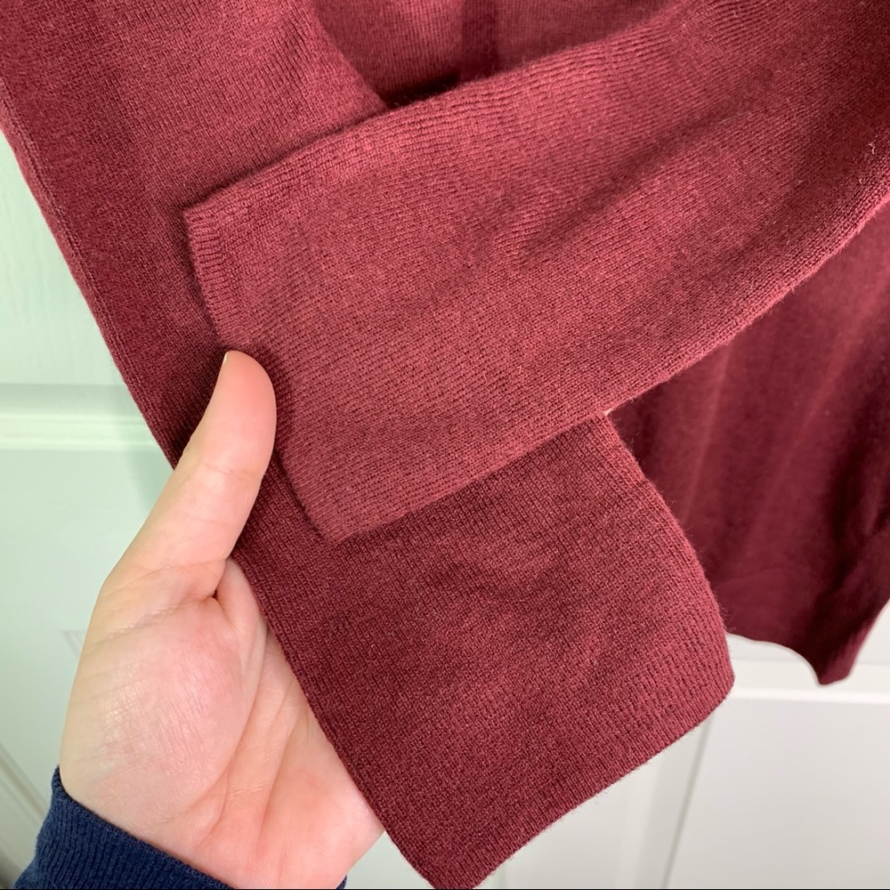 Vimmia Shavasana Reversible Sweater Cut Out & Twist Back Burgundy S & L - Picture 4 of 10
